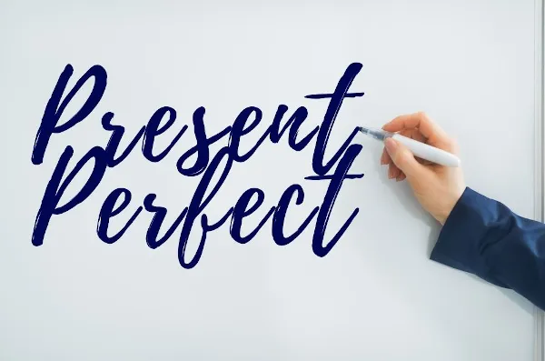 AULA II- Present Perfect : apresentação oral, entrevista, role- play. 1
